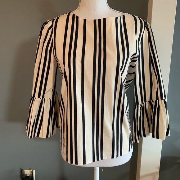 Alice + Olivia Tops - Alice + Olivia Striped Blouse~Size Medium